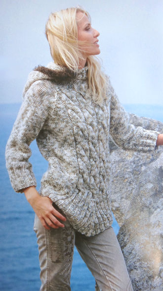 HOODED 
PULLOVERPULLOVER, Filati Handknitting No. 28, 2007.